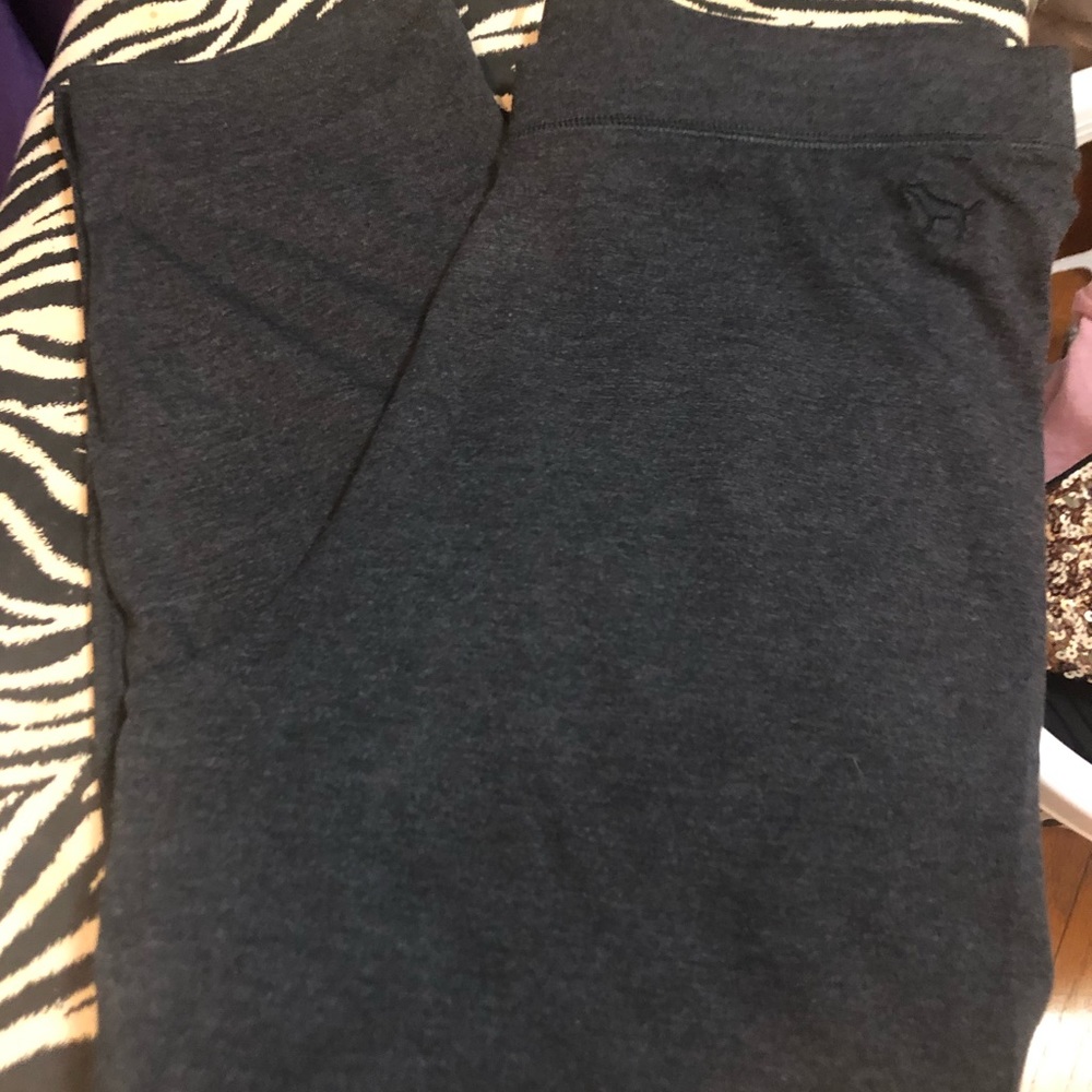 PINK VS Capri Leggings